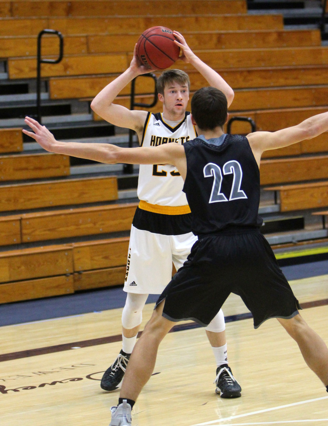 Cadott vs Elmwood/Plum City at UW-Stout 12-1-18